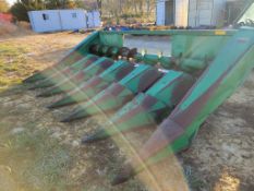 John Deere 643 Corn Head