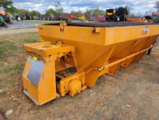 Chief FSH10SS V-Box Spreader
