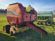 New Holland BR740 Round Baler 'Monitor & Applicator Control in the Office'