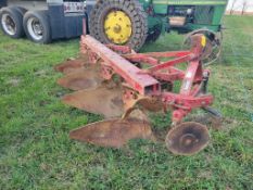 International 440 Plow
