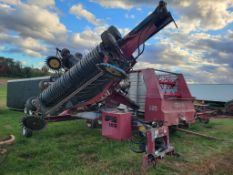 Oxbo 1416 Merger