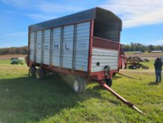 Gehl 1640 Forage Wagon