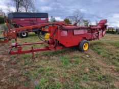 New Holland 315 Baler 'Works Good'