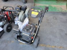 Hustler HH3524 Pressure Washer