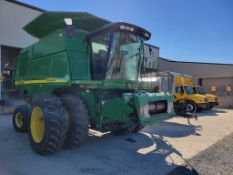 John Deere 9560STS Combine 'Ride & Drive - Drive Train Guarantee'