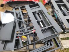Future CYHC Hydraulic Adjust Pallet Forks 'NEW'