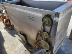 Weaverline 430 Feed Cart