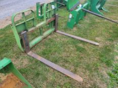 HLA Pallet Forks