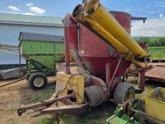 New Holland 355 Grinder Mixer