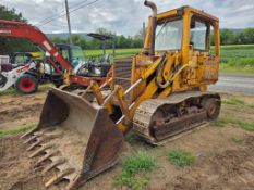Deere 555G Crawler Loader 'Runs & Operates'