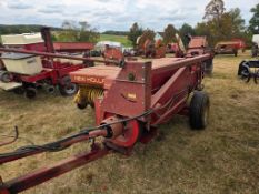 New Holland 310 Baler