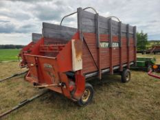 New Idea 606 Forage Wagon