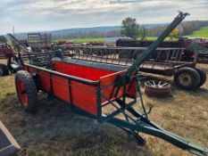 New Idea 17 Manure Spreader