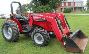 Massey Ferguson 2605 Compact Loader Tractor 'Ride & Drive - Drive Train Guarantee'