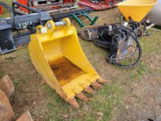 Deere Bucket 'NEW'