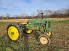 John Deere 40 Tractor 'Runs & Operates - NO Guarantee'