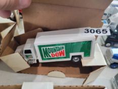 Ertl Truck Beverage Truck
