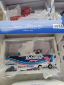 Quaker American Truck With Van Trailer