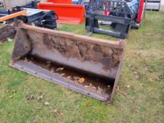 John Deere L72 Loader Bucket