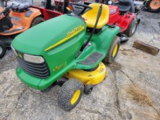 John Deere LT155 Riding Tractor 'Ride & Drive - Drive Train Guarantee '