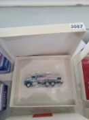 Winross Truck Tank Straight Truck