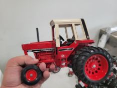 Model Tractor