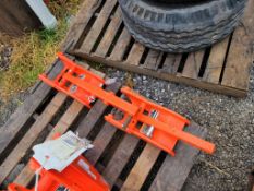 Kubota BH1976 Mechanical Thumb