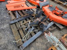 New Holland Loader Mount
