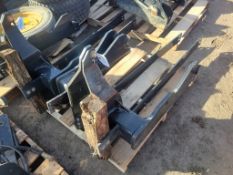 CNH Loader Mount