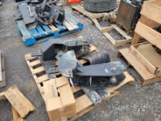 CNH Loader Mount