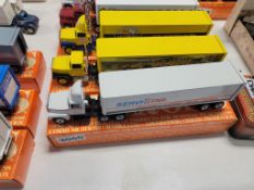 Winross Truck with Van Trailer