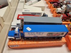 Winross Truck with Van Trailer