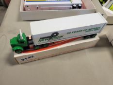 Winross Truck with Van Trailer