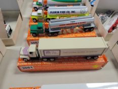 Winross Truck with Van Trailer