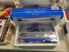 Quaker American Truck with Van Trailer