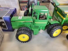 Model Tractor