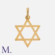 A Star of David Pendant in yellow gold. Marked 375 for 9 carat gold. Size: 2.5cm Weight: 0.5g.