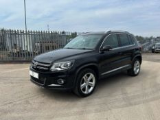 (ON SALE) VOLKSWAGEN TIGUAN 2.0 TDI 140 BLUEMOTION 4MOTION R-LINE (64 REG) DSG ONLY 64326