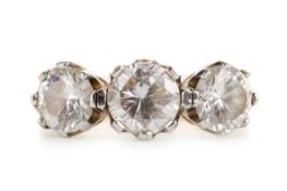 GEM SET DRESS RING,