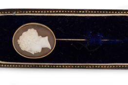 VICTORIAN CAMEO STICK PIN, LATE 19TH CENTURY