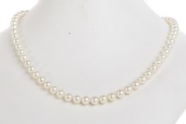 PEARL NECKLACE, 20TH CENTURY