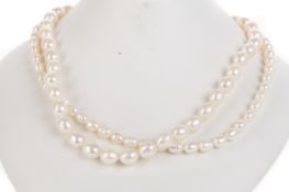 TWO PEARL NECKLACES, 20TH CENTURY