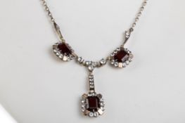 VICTORIAN GEMSTONE NECKLACE, LATE 19TH CENTURY