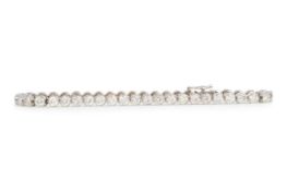 DIAMOND TENNIS BRACELET,