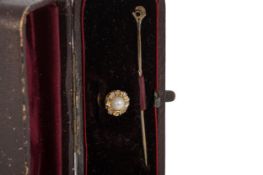 VICTORIAN DIAMOND AND PEARL STICK PIN, MID-LATE 19TH CENTURY
