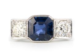 SAPPHIRE AND DIAMOND RING,