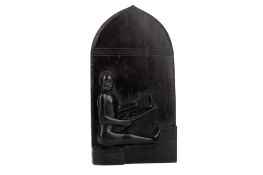 AFRICAN DARK WOOD WALL HANGING, MID 20TH CENTURY