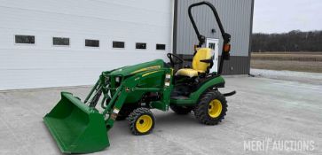 2019 John Deere 1025R Tractor with Loader