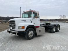 1990 Ford LTA9000 Day Cab Semi Tractor