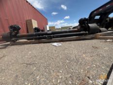 Steerable Axle Assembl